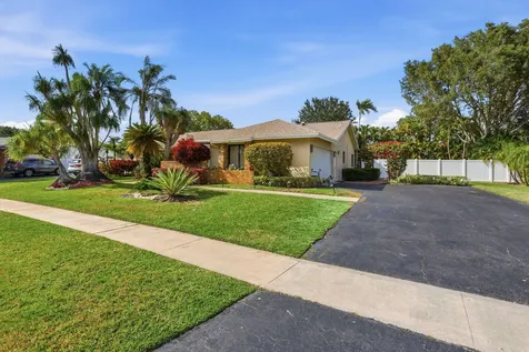 18229 103rd Trail Boca Raton FL 33498