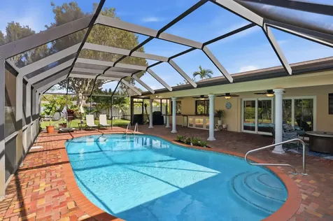 18229 103rd Trail Boca Raton FL 33498