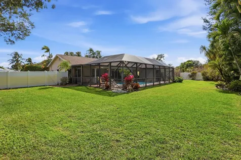 18229 103rd Trail Boca Raton FL 33498