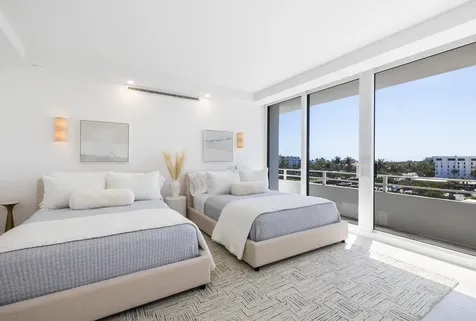 2784 S Ocean Boulevard Palm Beach FL 33480