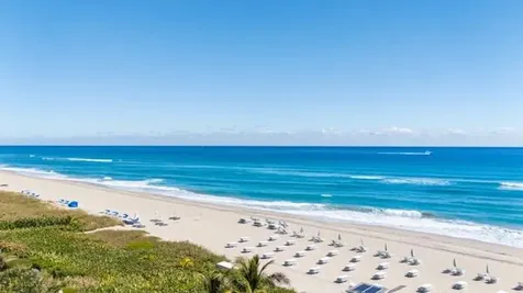 2784 S Ocean Boulevard Palm Beach FL 33480