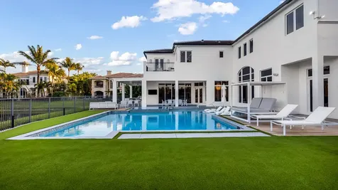 17690 Lomond Court Boca Raton FL 33496