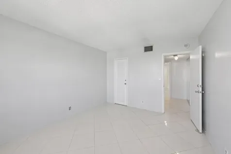 1200 Hibiscus Avenue Pompano Beach FL 33062