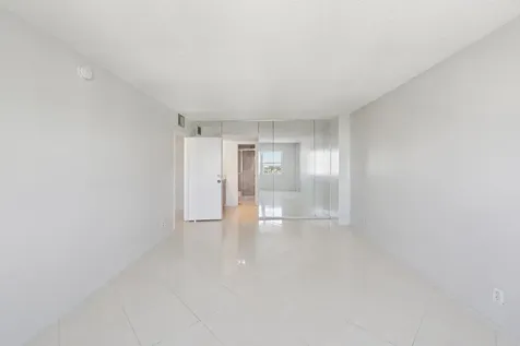 1200 Hibiscus Avenue Pompano Beach FL 33062