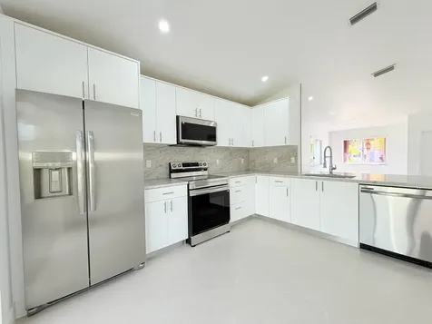 20841 NW 1st Street Pembroke Pines FL 33029