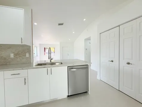 20841 NW 1st Street Pembroke Pines FL 33029