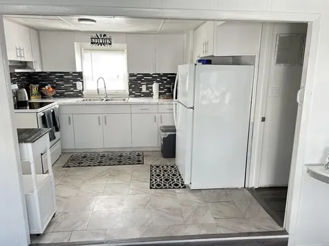1325 S 33 Road Hollywood FL 33021