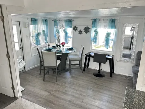 1325 S 33 Road Hollywood FL 33021