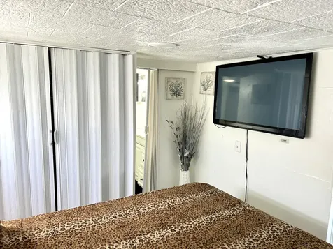 1325 S 33 Road Hollywood FL 33021