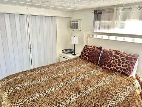 1325 S 33 Road Hollywood FL 33021