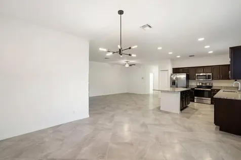 2055 46th Avenue Vero Beach FL 32966