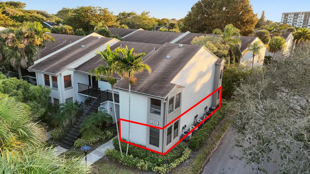 1250 S Military Trail Deerfield Beach FL 33442