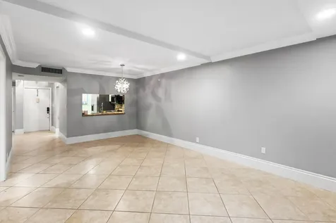 1250 S Military Trail Deerfield Beach FL 33442