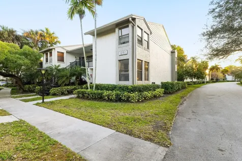 1250 S Military Trail Deerfield Beach FL 33442