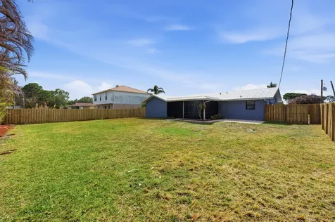 2041 Sw Gemini Lane Port Saint Lucie FL 34984