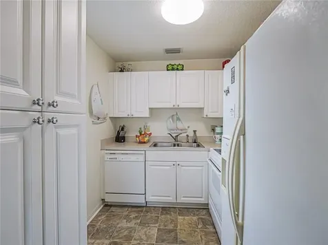 12 Vista Palm Lane Vero Beach FL 32962