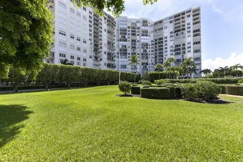 West Palm Beach FL 33401