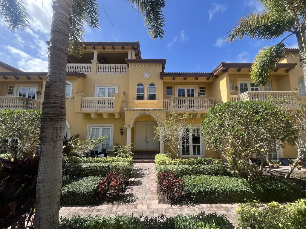 270 NE 69th Circle Boca Raton FL 33487
