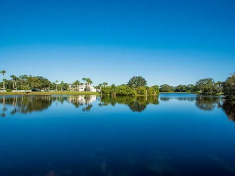 615 19th Street Vero Beach FL 32962