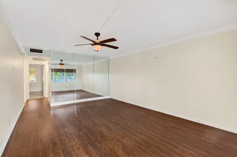 263 Ventnor R Deerfield Beach FL 33442