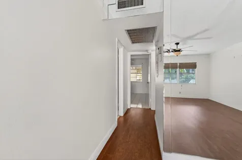 263 Ventnor R Deerfield Beach FL 33442