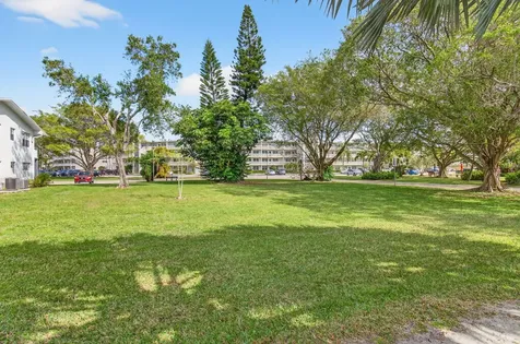 263 Ventnor R Deerfield Beach FL 33442
