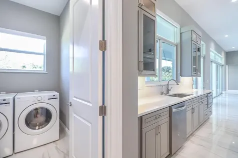 7595 155th Place Palm Beach Gardens FL 33418