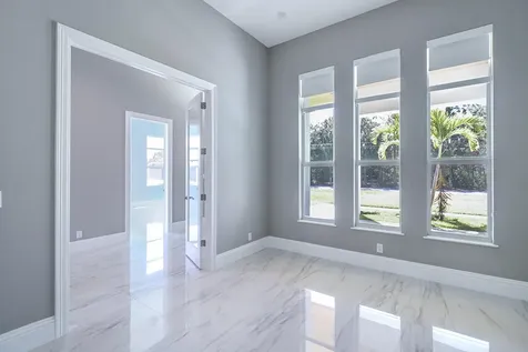 7595 155th Place Palm Beach Gardens FL 33418