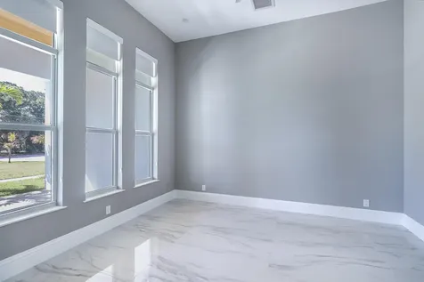 7595 155th Place Palm Beach Gardens FL 33418