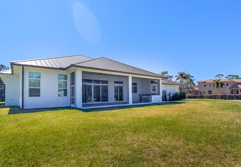 7595 155th Place Palm Beach Gardens FL 33418
