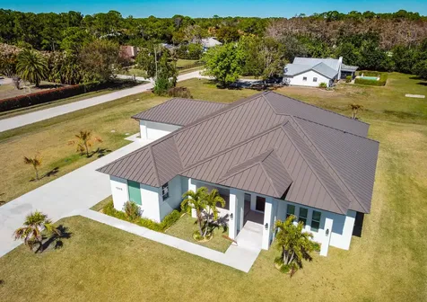 7595 155th Place Palm Beach Gardens FL 33418