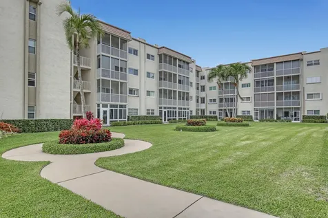 646 Snug Harbor Drive Boynton Beach FL 33435