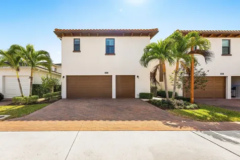 8063 Hobbes Way Palm Beach Gardens FL 33418
