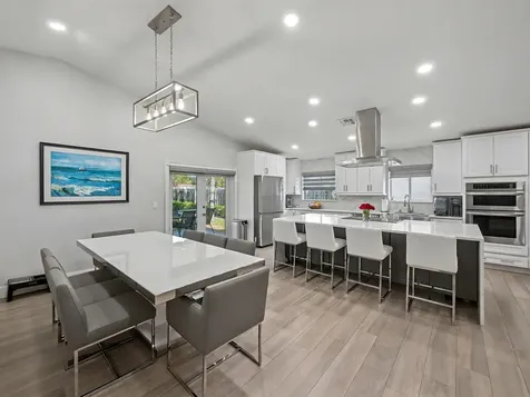 4073 Nw 2nd Lane Delray Beach FL 33445