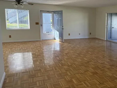 214 Se Village Drive Port Saint Lucie FL 34952