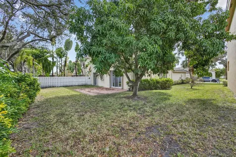 5002 Victoria Circle West Palm Beach FL 33409