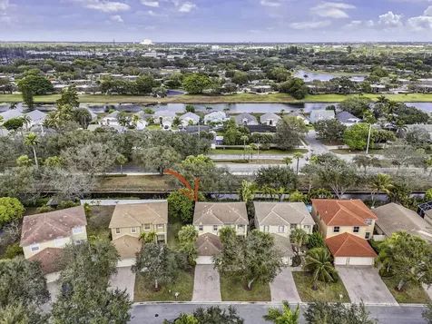 5002 Victoria Circle West Palm Beach FL 33409