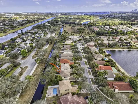 5002 Victoria Circle West Palm Beach FL 33409