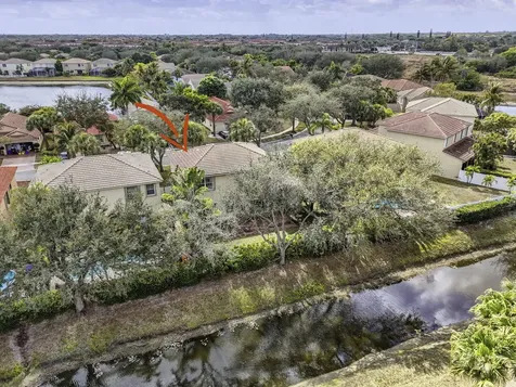 5002 Victoria Circle West Palm Beach FL 33409