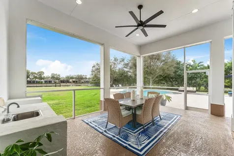 8880 S Kendale Circle Lake Worth FL 33467