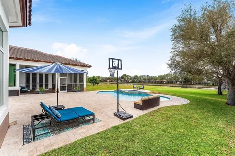 8880 S Kendale Circle Lake Worth FL 33467
