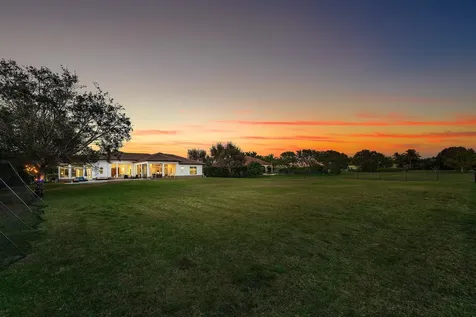 8880 S Kendale Circle Lake Worth FL 33467