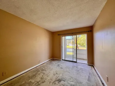 240 Bedford J West Palm Beach FL 33417