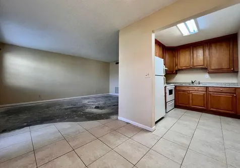 240 Bedford J West Palm Beach FL 33417