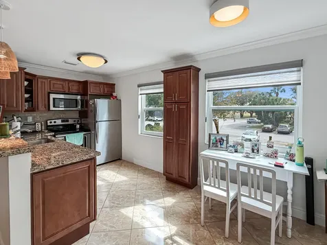 334 Piedmont G Delray Beach FL 33484