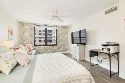 5480 N Ocean Drive Riviera Beach FL 33404
