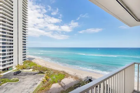 5480 N Ocean Drive Riviera Beach FL 33404