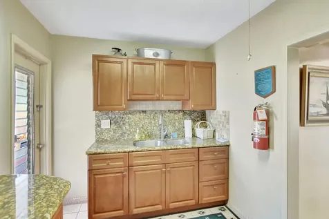 300 Ne 20th Street Boca Raton FL 33431