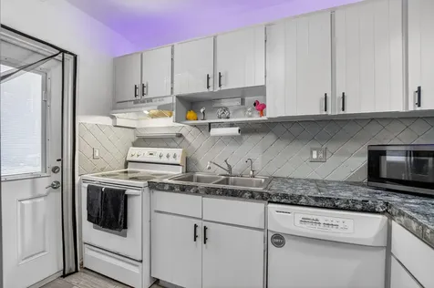 300 Ne 20th Street Boca Raton FL 33431