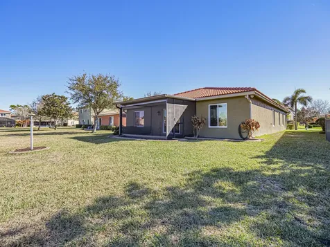 5563 43rd Court Vero Beach FL 32967